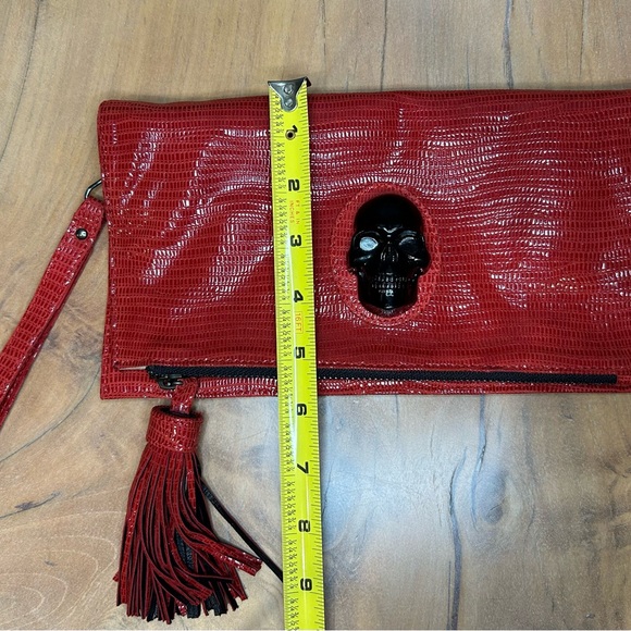 NWOT Prison Art Red Panther Serpento Clutch - Picture 8 of 9